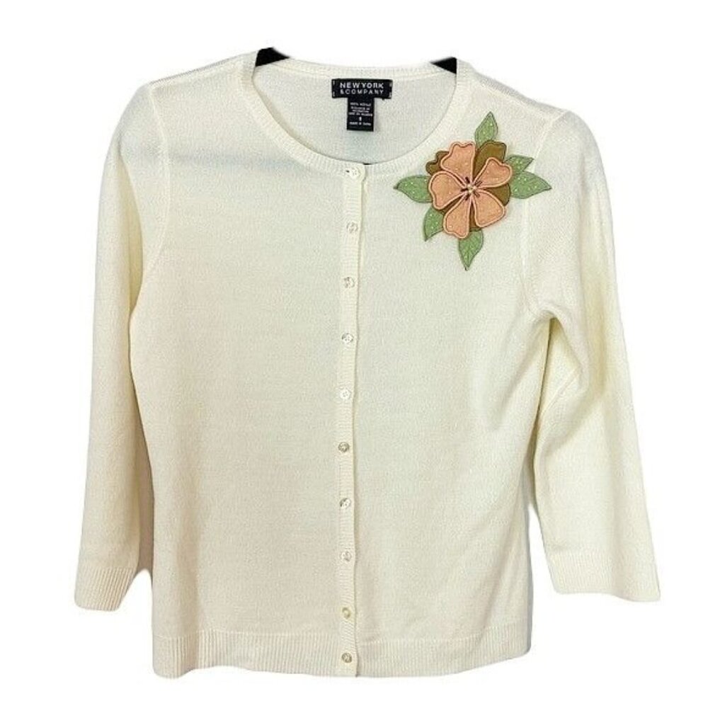 New York & Company Button-Front Flower Applique Cardigan Sweater White Small - Picture 2 of 11